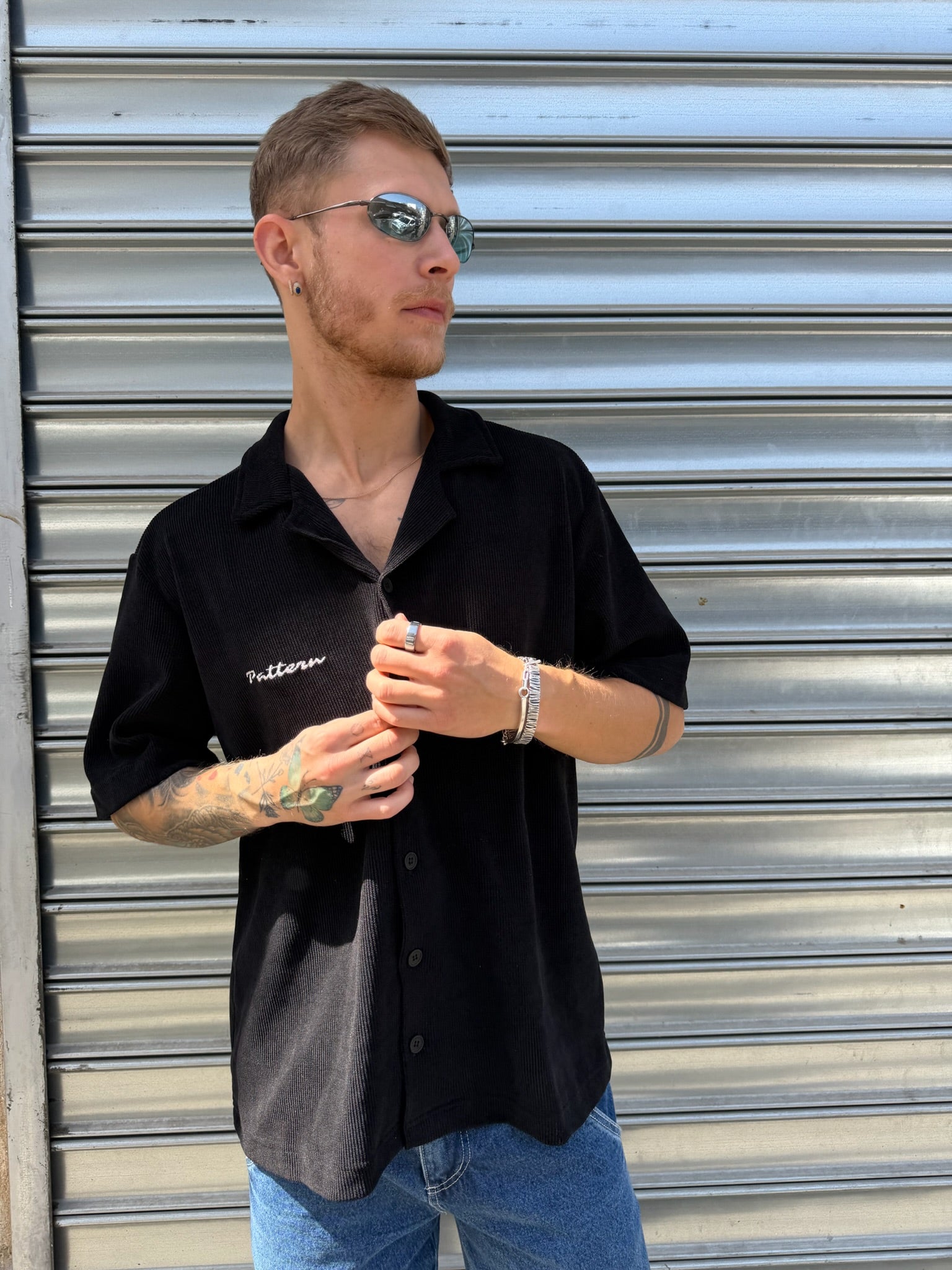 OVERSIZED BUTTONED SHIRT