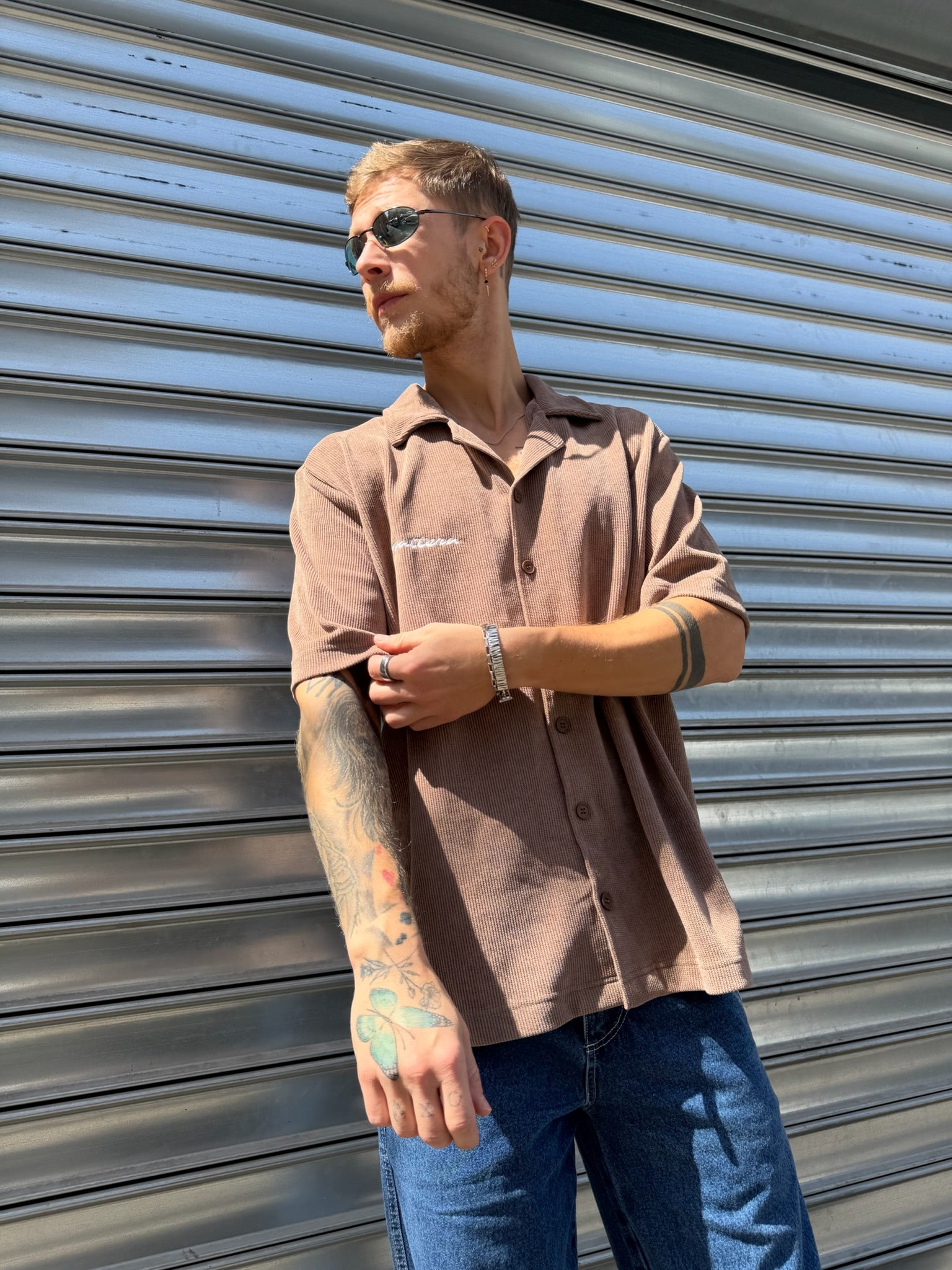 OVERSIZED BUTTONED SHIRT