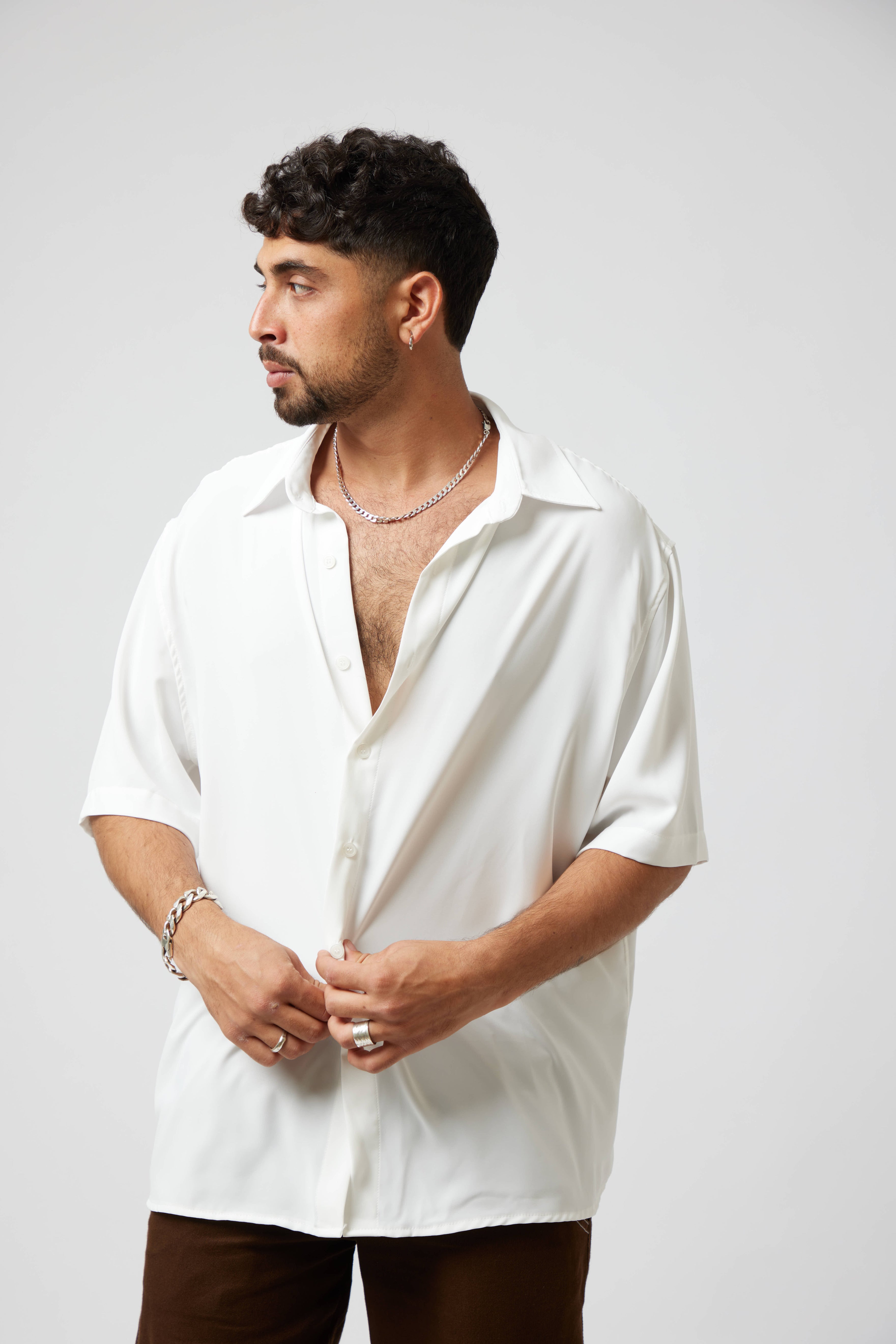 Oversized Classic Buttoned Shirt