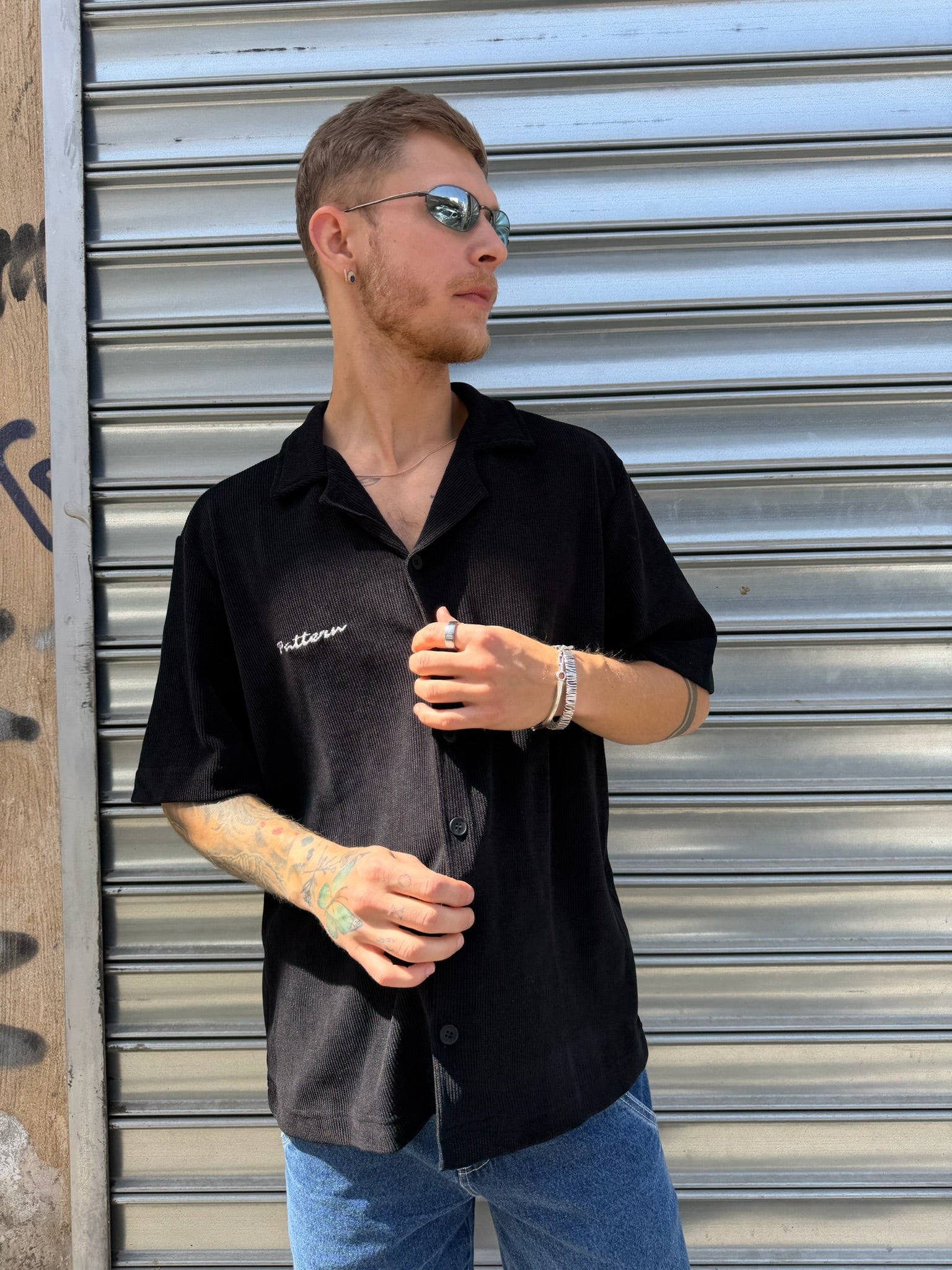 OVERSIZED BUTTONED SHIRT