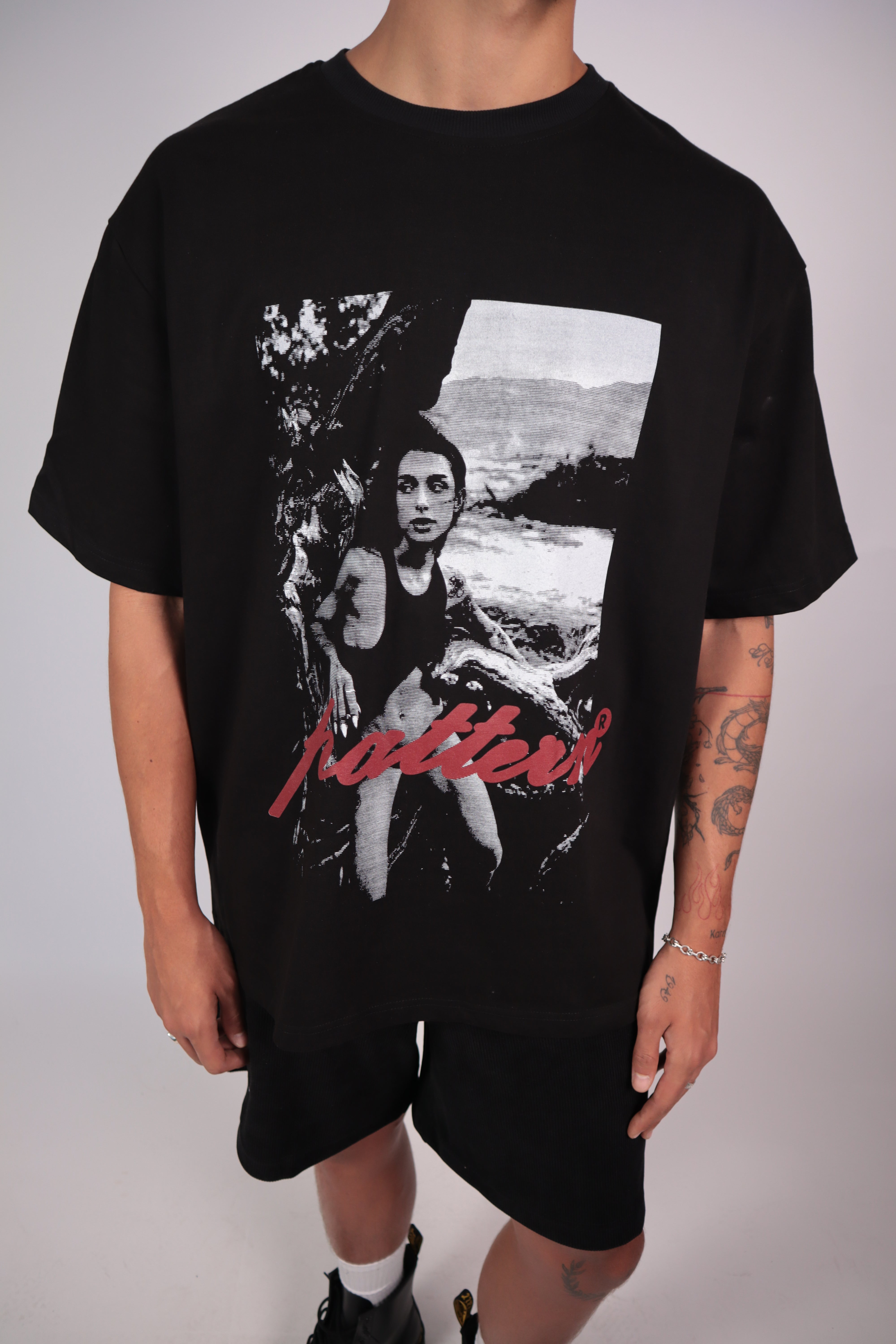 D T-shirt