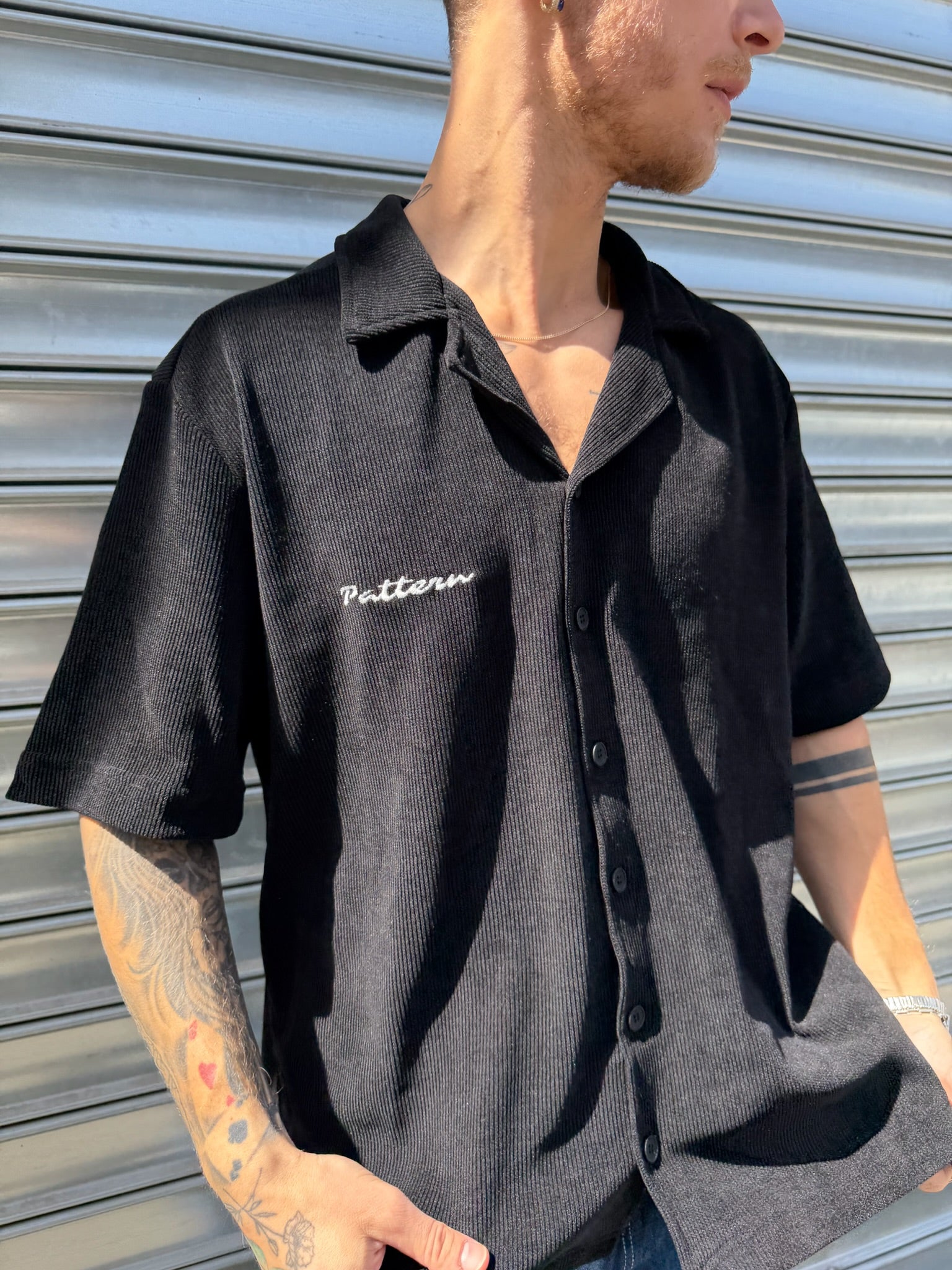 OVERSIZED BUTTONED SHIRT