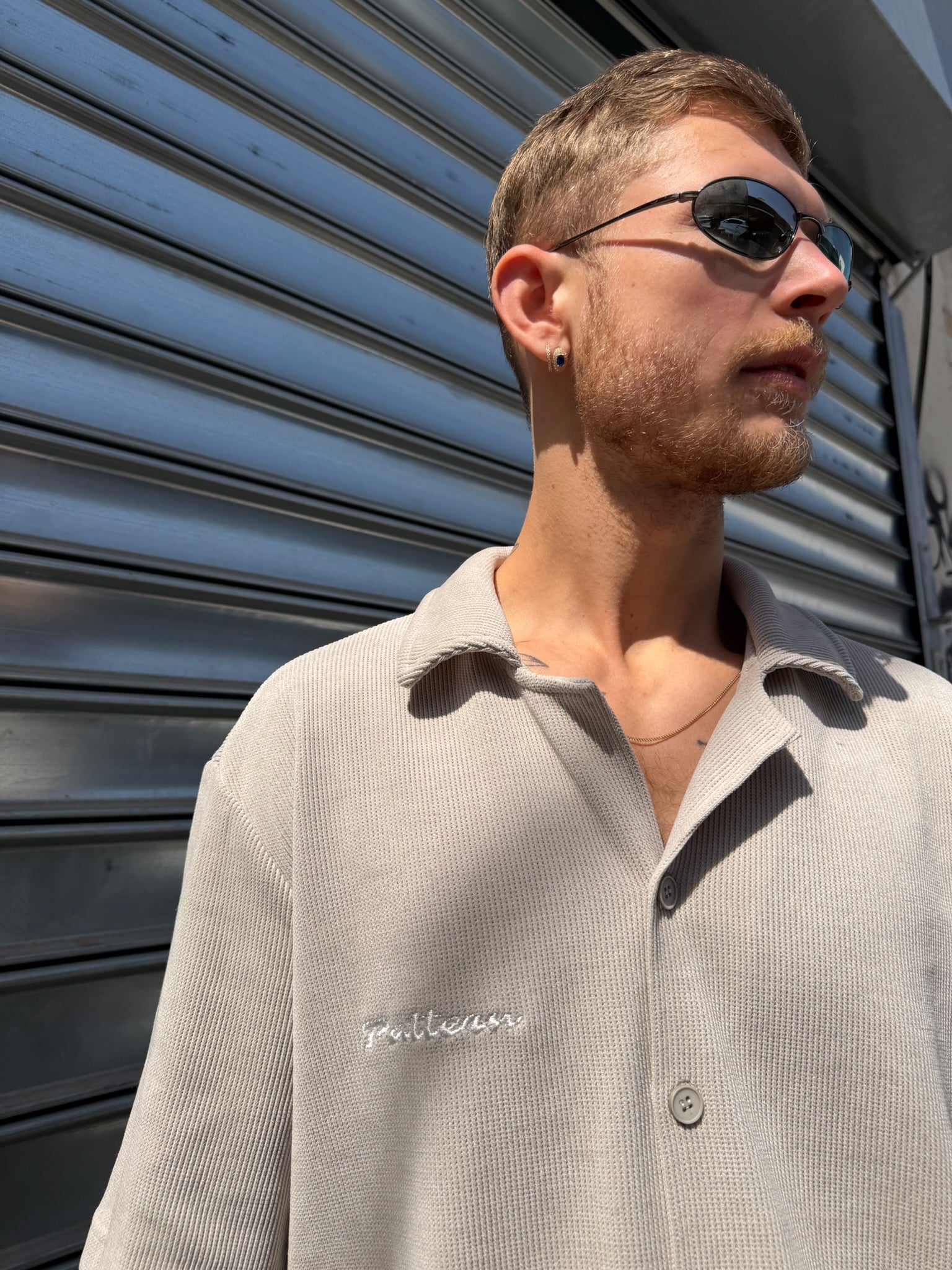 OVERSIZED BUTTONED SHIRT
