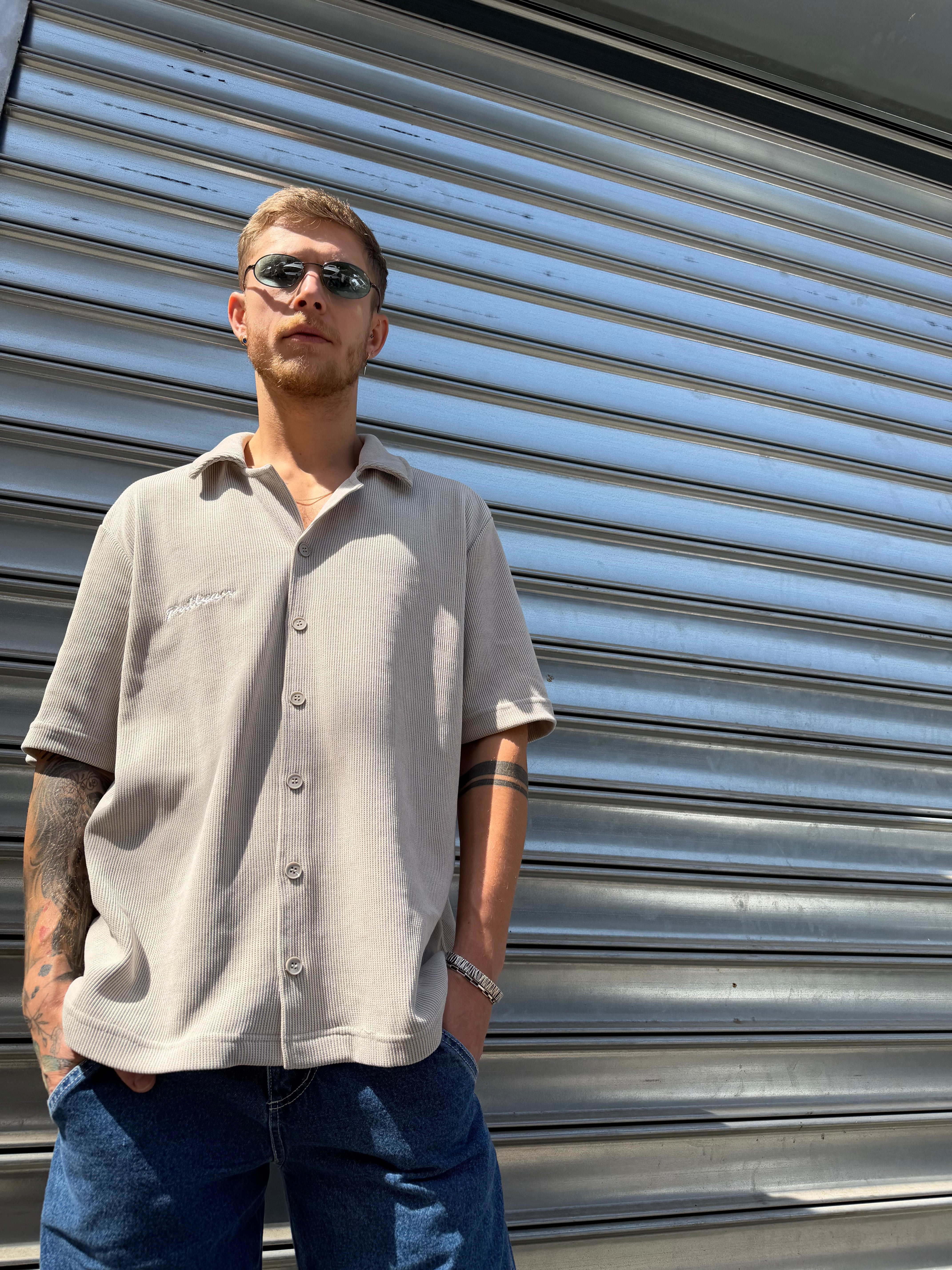 OVERSIZED BUTTONED SHIRT
