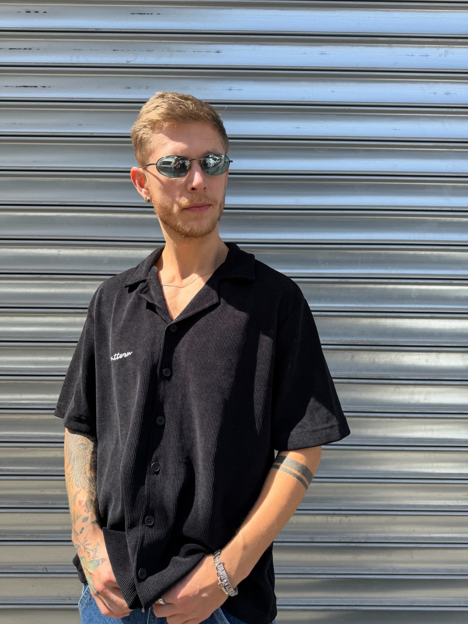 OVERSIZED BUTTONED SHIRT