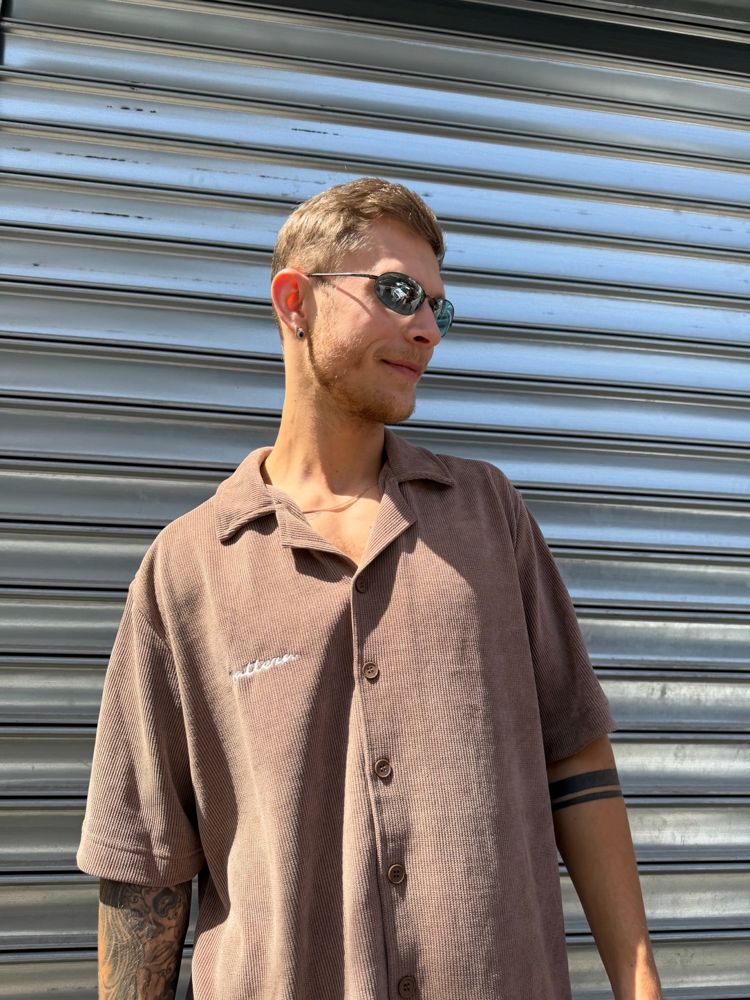 OVERSIZED BUTTONED SHIRT