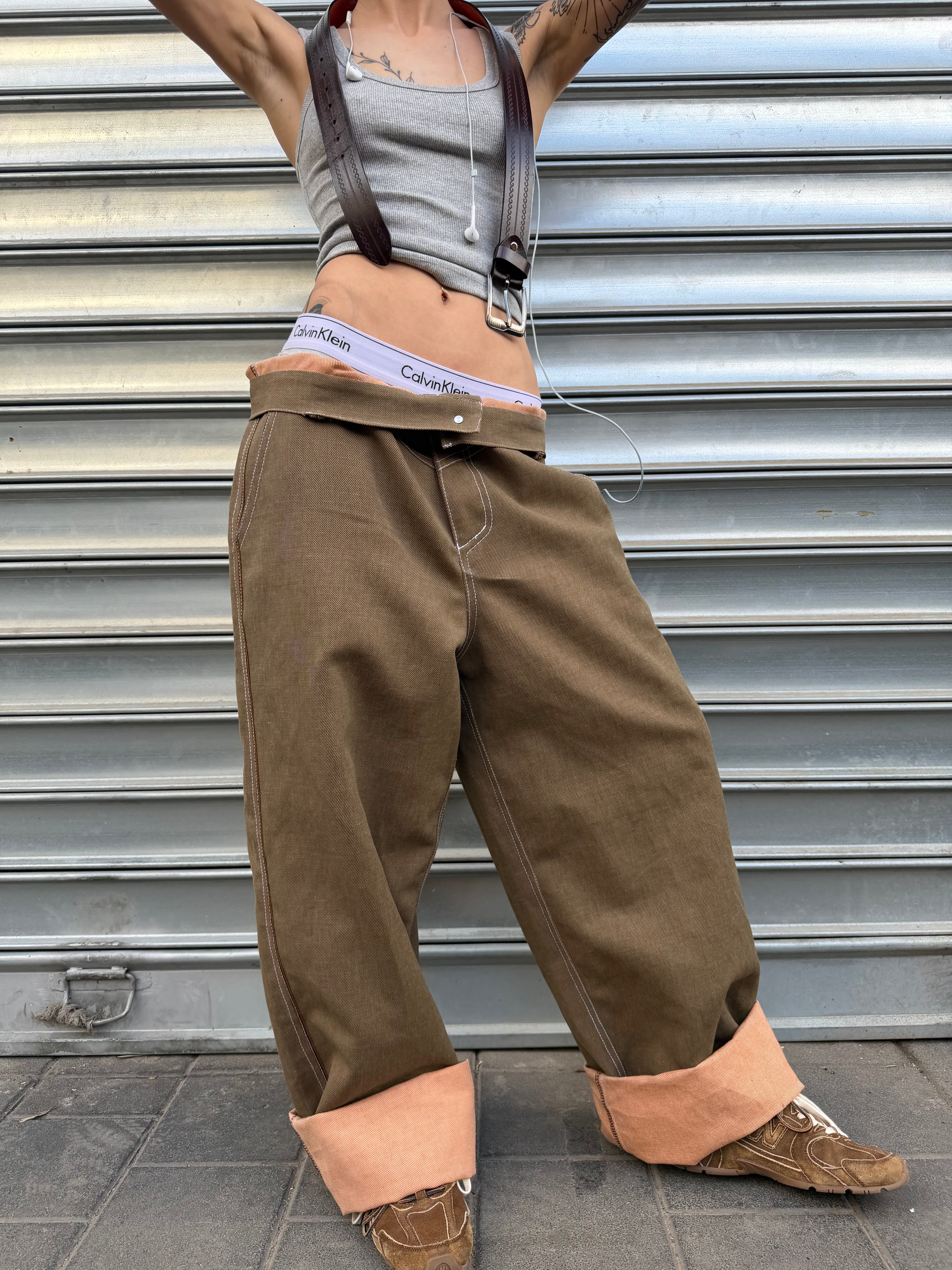 Brown Baggy Jeans